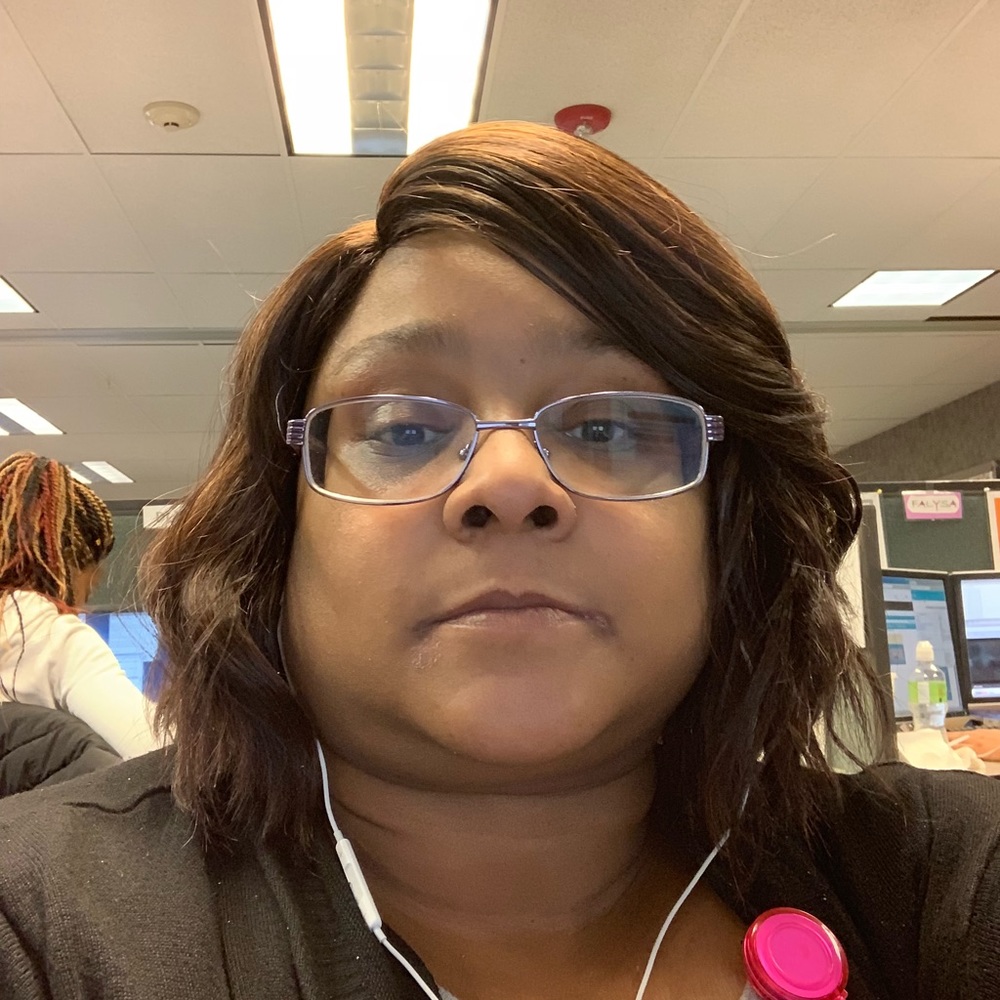 Meet your Posher, Kimberly
